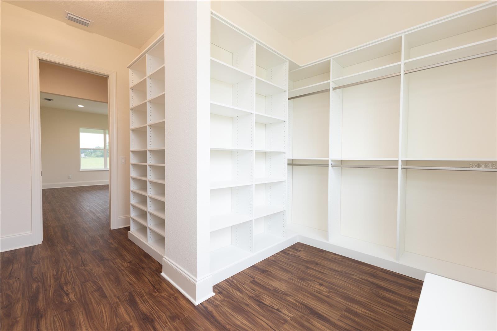 1439 CR 212, OXFORD, FL, 34484
