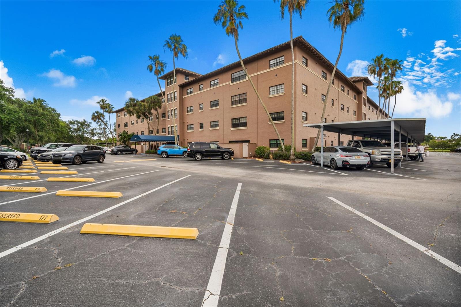 6100 GULFPORT BLVD S #402, GULFPORT, FL, 33707