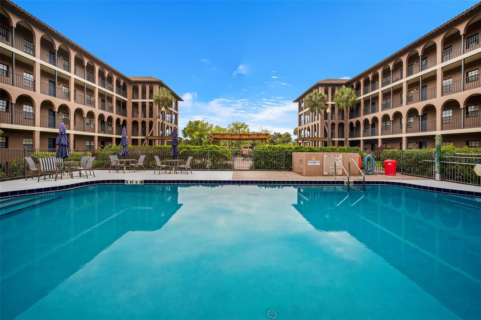 6100 GULFPORT BLVD S #402, GULFPORT, FL, 33707