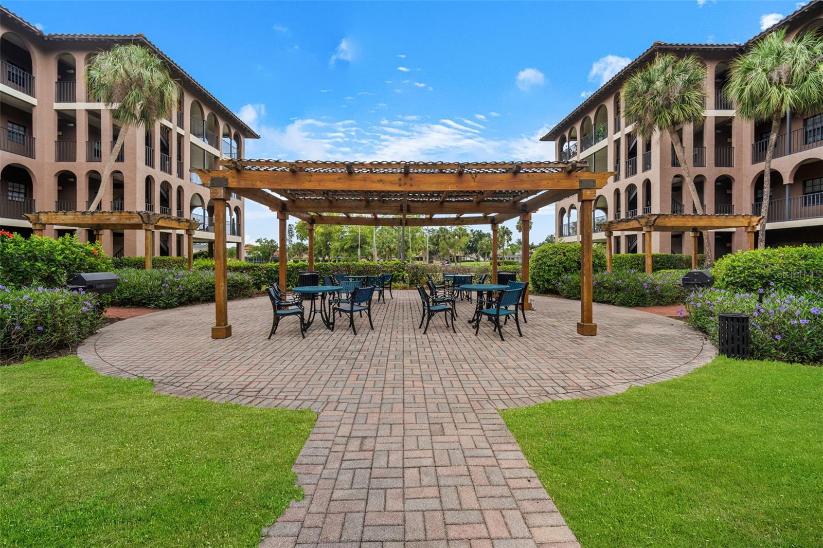 6100 GULFPORT BLVD S #402, GULFPORT, FL, 33707