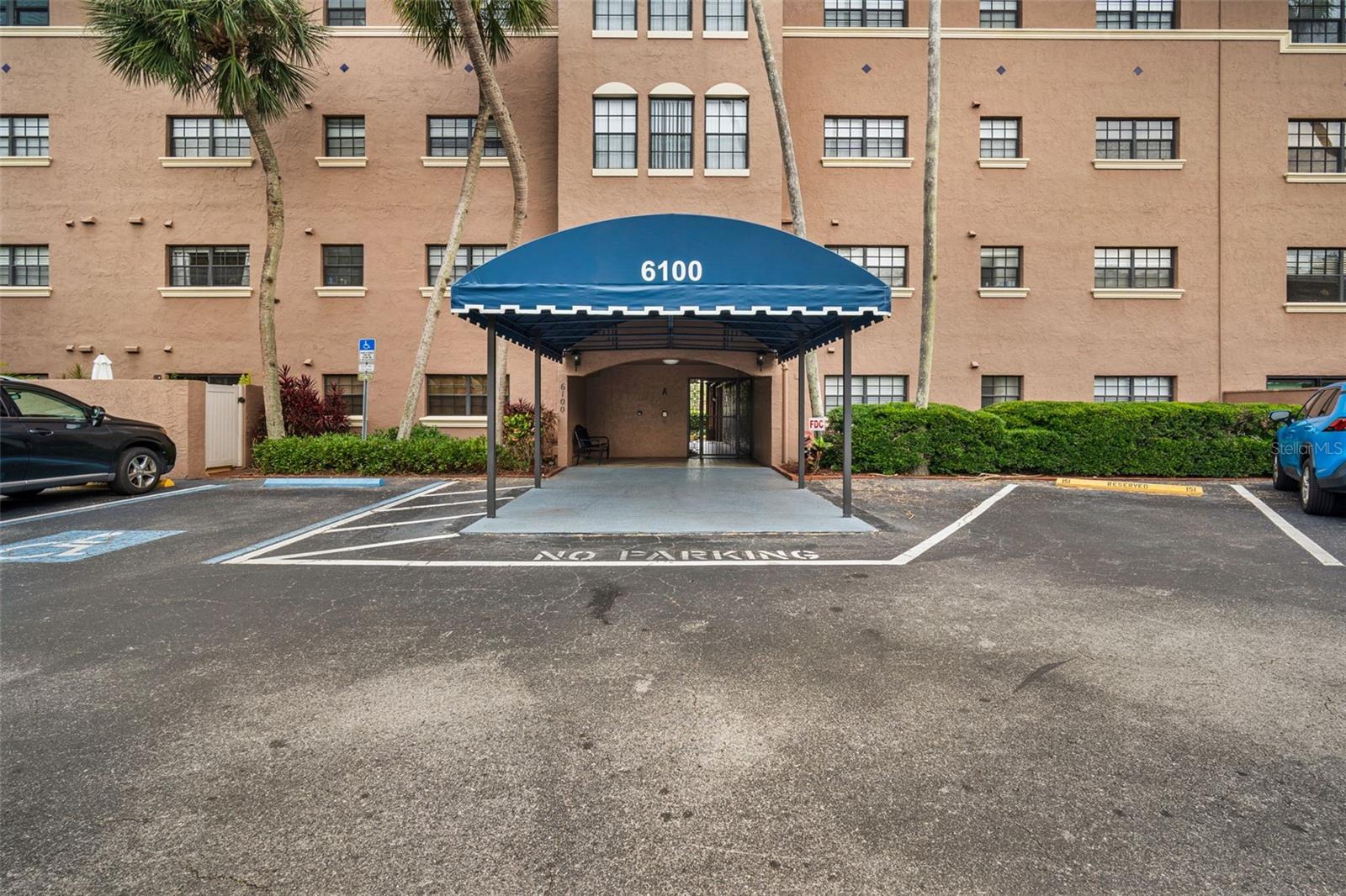 6100 GULFPORT BLVD S #402, GULFPORT, FL, 33707