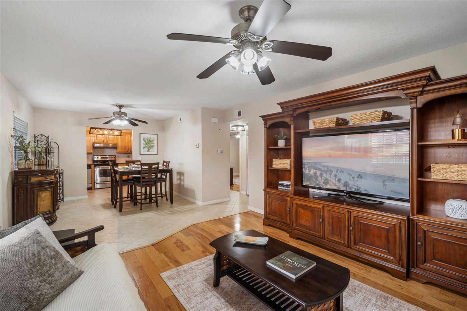 6100 GULFPORT BLVD S #402, GULFPORT, FL, 33707