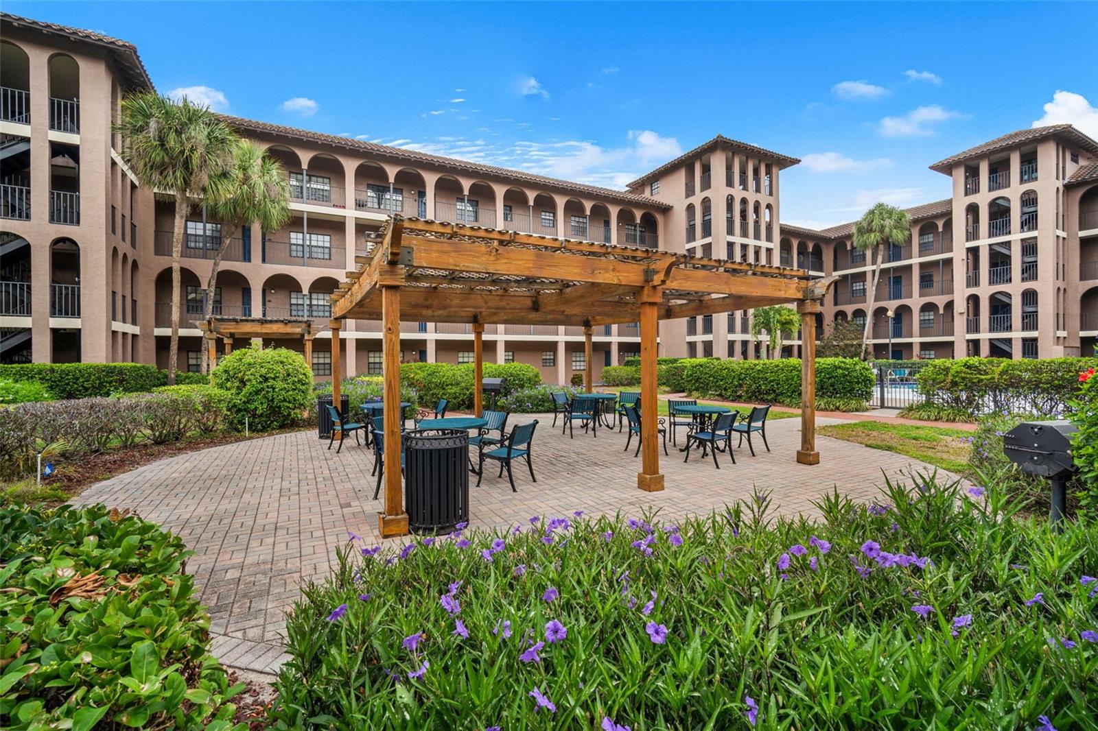 6100 GULFPORT BLVD S #402, GULFPORT, FL, 33707