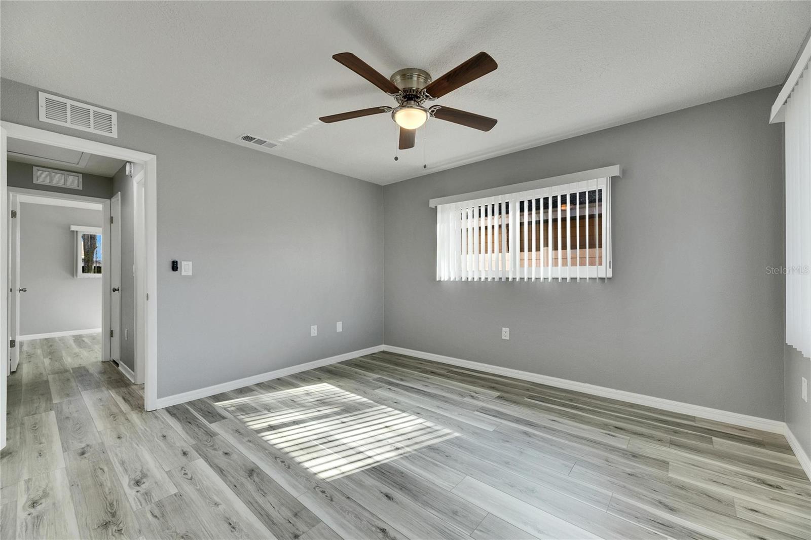 1691 E ORANGECREST AVE, PALM HARBOR, FL, 34683