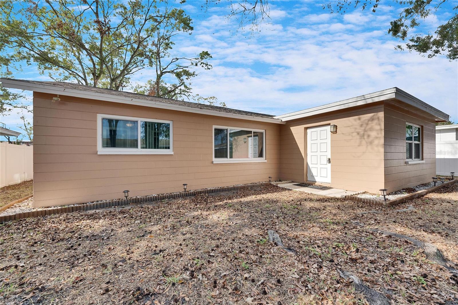 1691 E ORANGECREST AVE, PALM HARBOR, FL, 34683