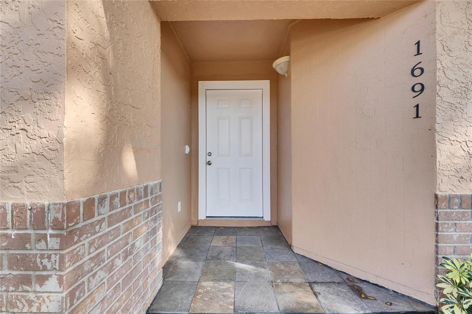 1691 E ORANGECREST AVE, PALM HARBOR, FL, 34683