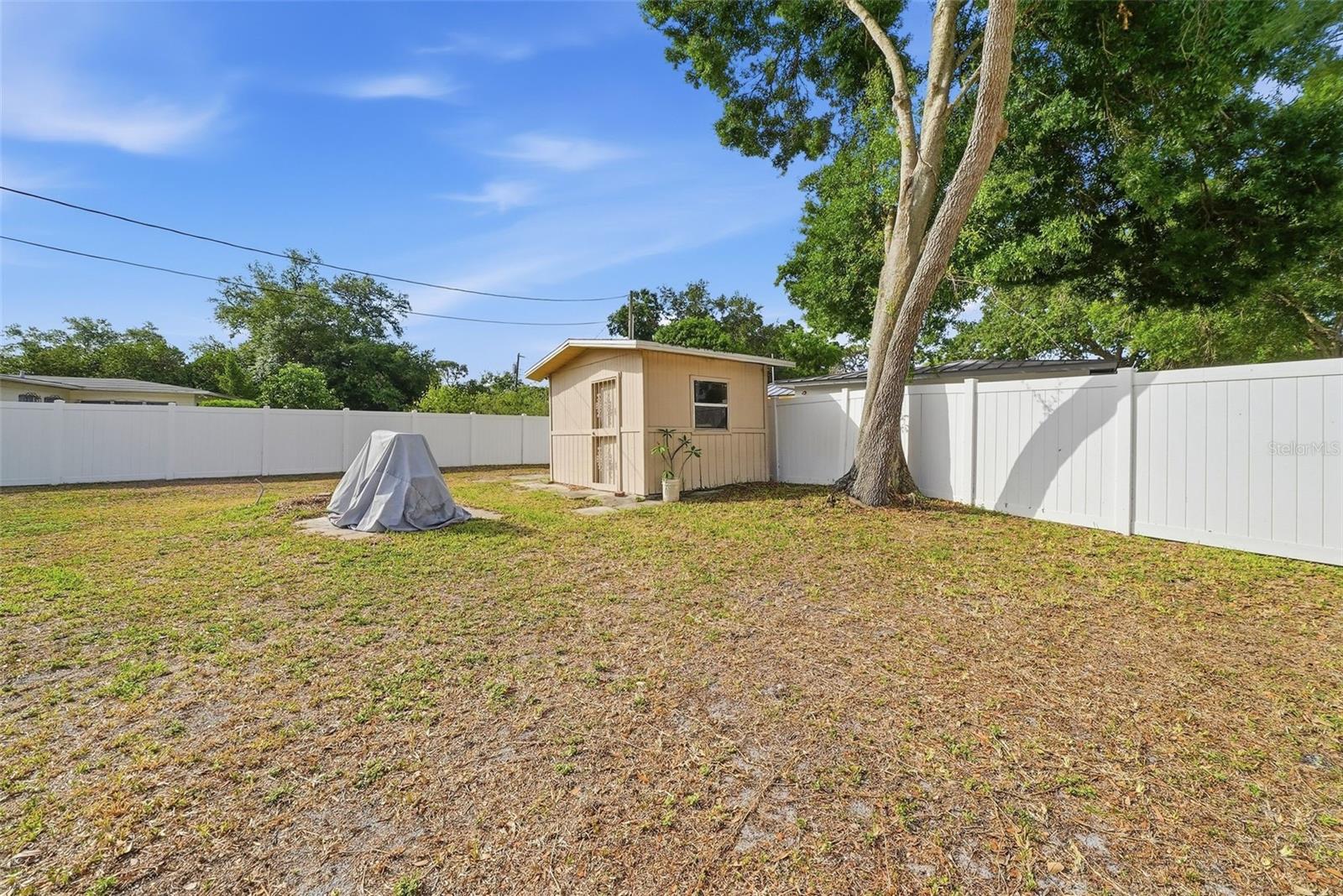 4943 WISHART BLVD, TAMPA, FL, 33603