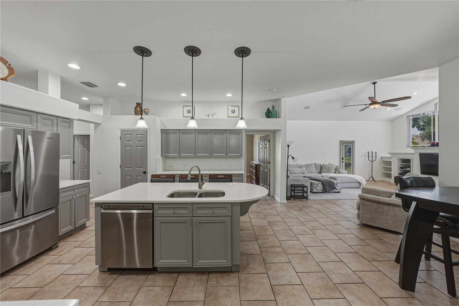 6105 AUDUBON MANOR BLVD, LITHIA, FL, 33547