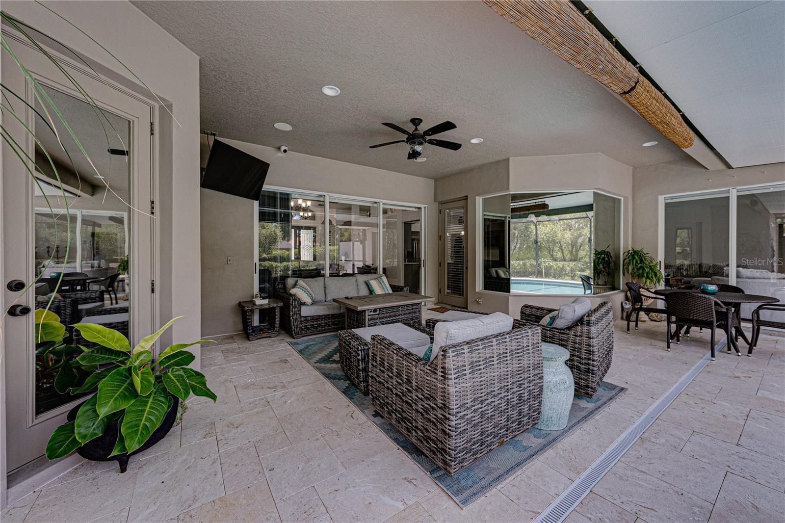 6105 AUDUBON MANOR BLVD, LITHIA, FL, 33547