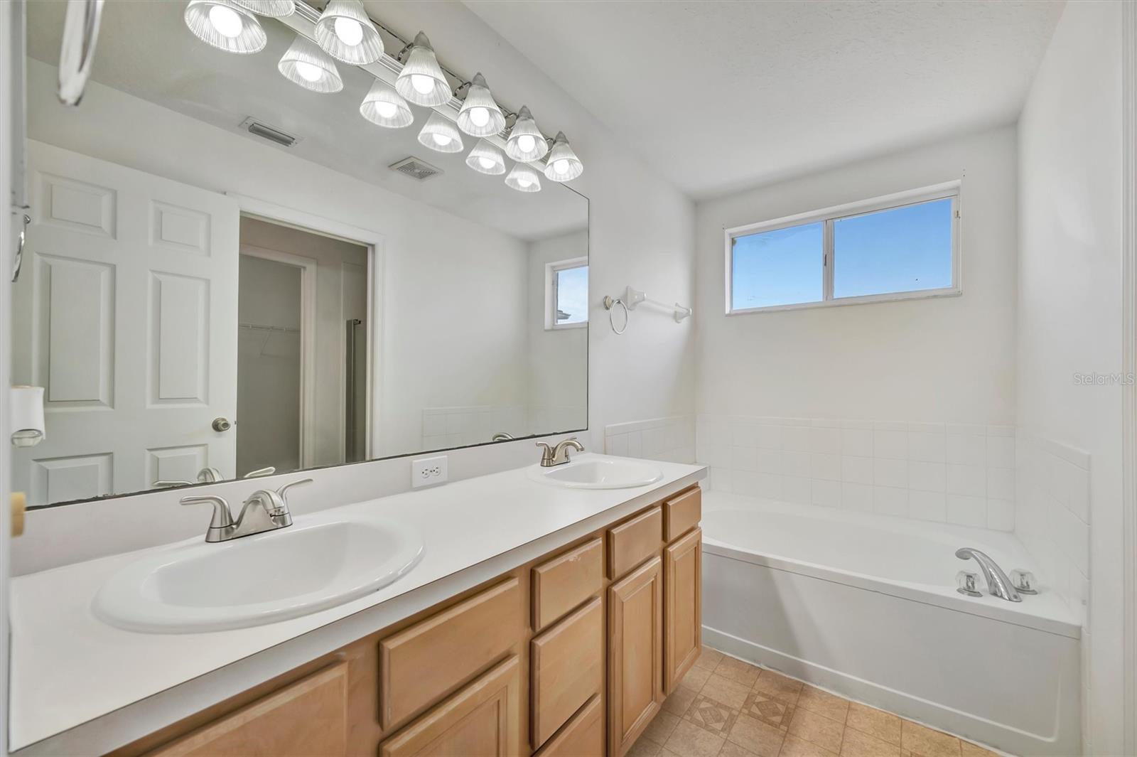 6427 CLAIR SHORE DR, APOLLO BEACH, FL, 33572