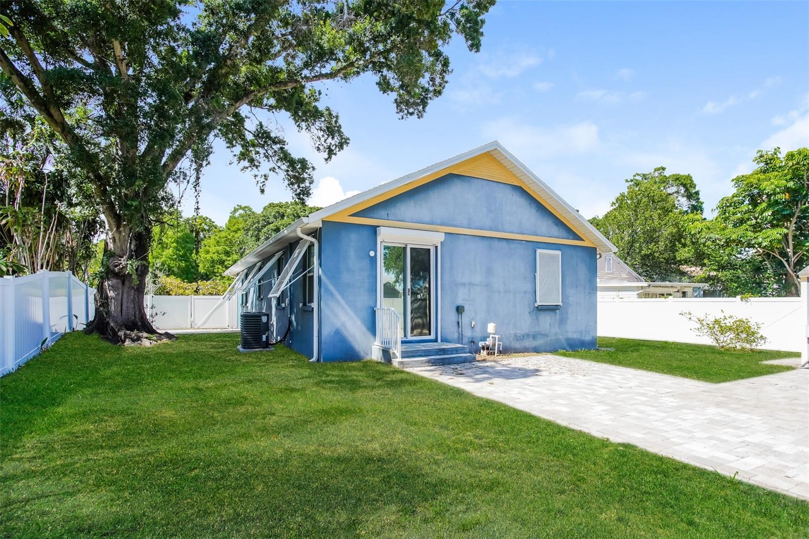 1922 20TH AVE N, ST PETERSBURG, FL, 33713