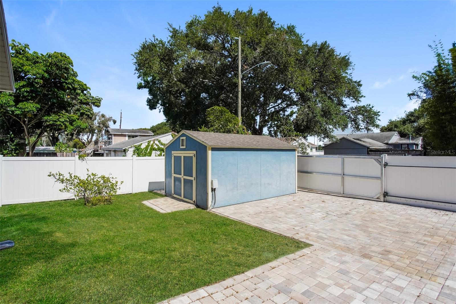 1922 20TH AVE N, ST PETERSBURG, FL, 33713