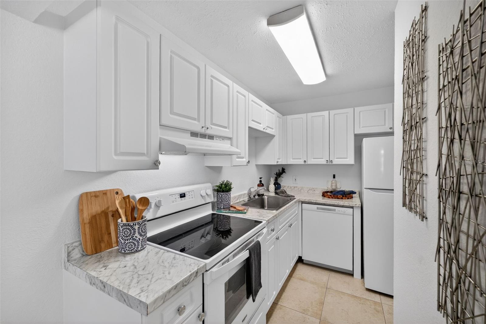 13755 ORANGE SUNSET DR #101, TAMPA, FL, 33618