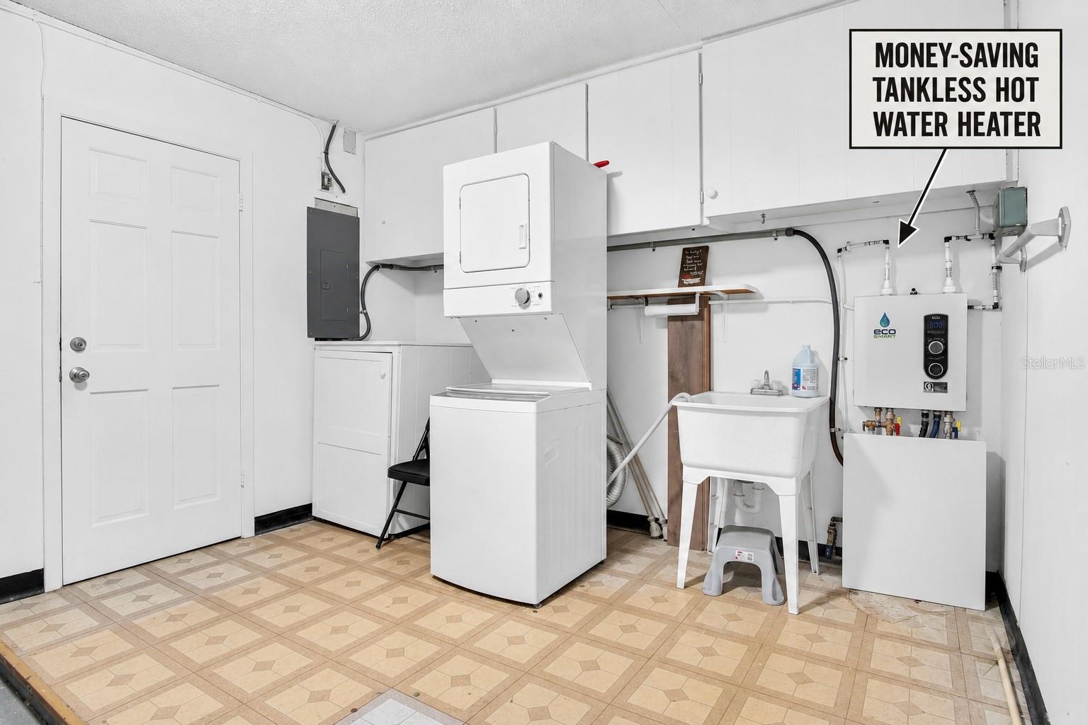 2828 HIGHLANDS BLVD #A, PALM HARBOR, FL, 34684