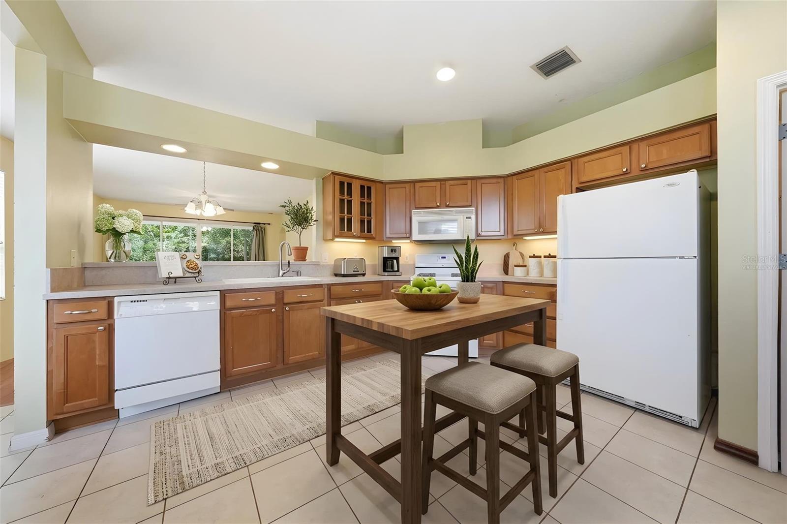 4962 RAINBOW TROUT RD, TAVARES, FL, 32778