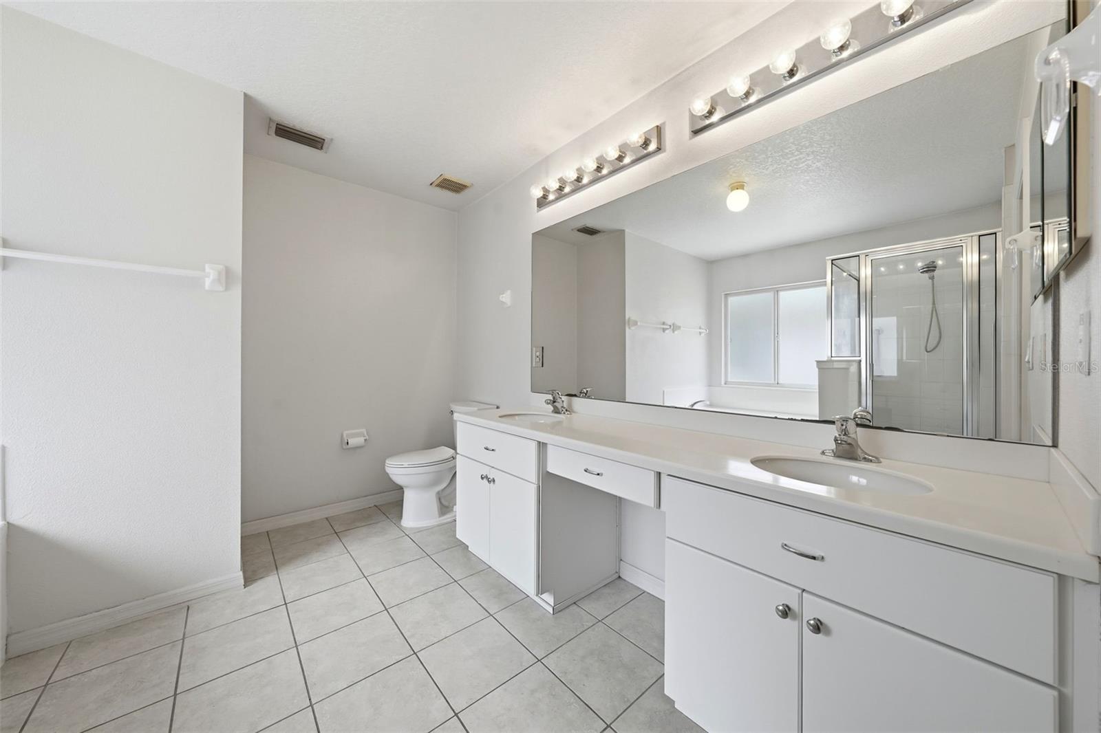 4962 RAINBOW TROUT RD, TAVARES, FL, 32778