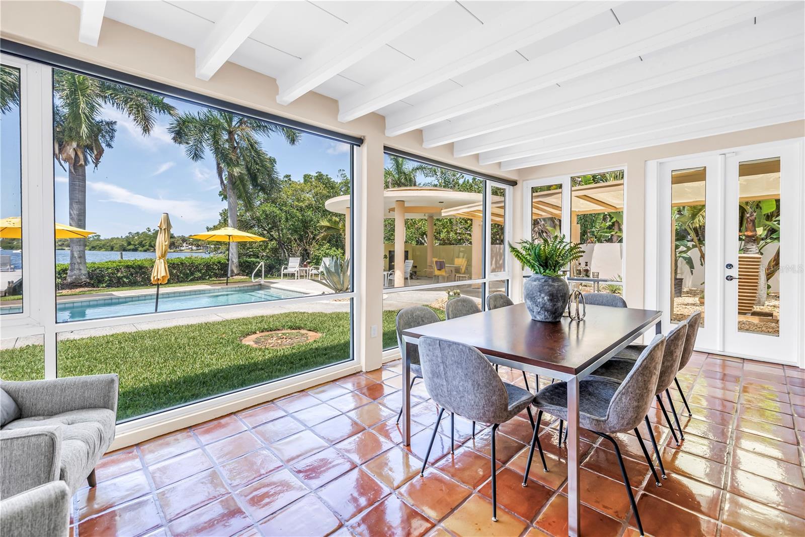 2781 BAYSIDE DR S, ST PETERSBURG, FL, 33705