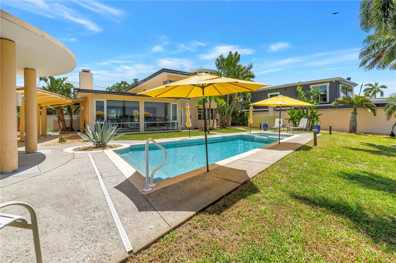 2781 BAYSIDE DR S, ST PETERSBURG, FL, 33705