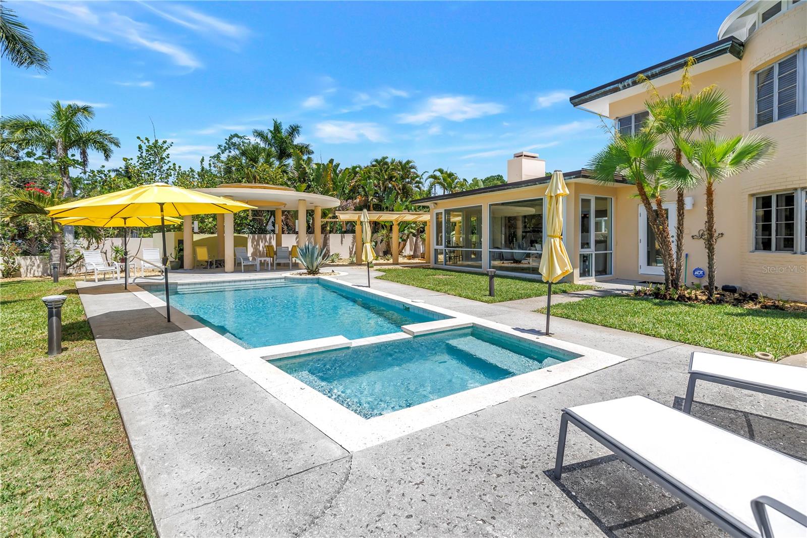 2781 BAYSIDE DR S, ST PETERSBURG, FL, 33705