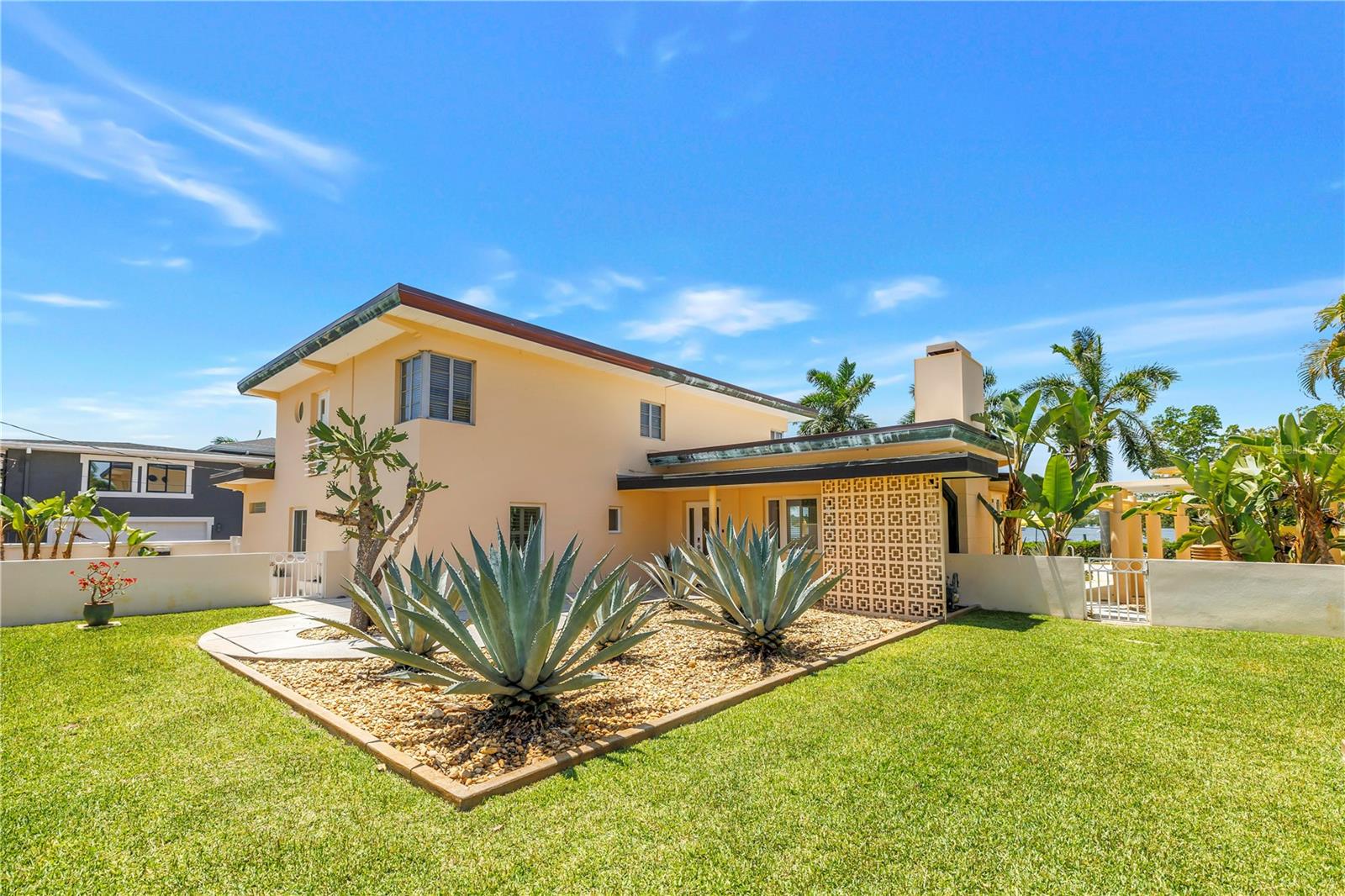 2781 BAYSIDE DR S, ST PETERSBURG, FL, 33705