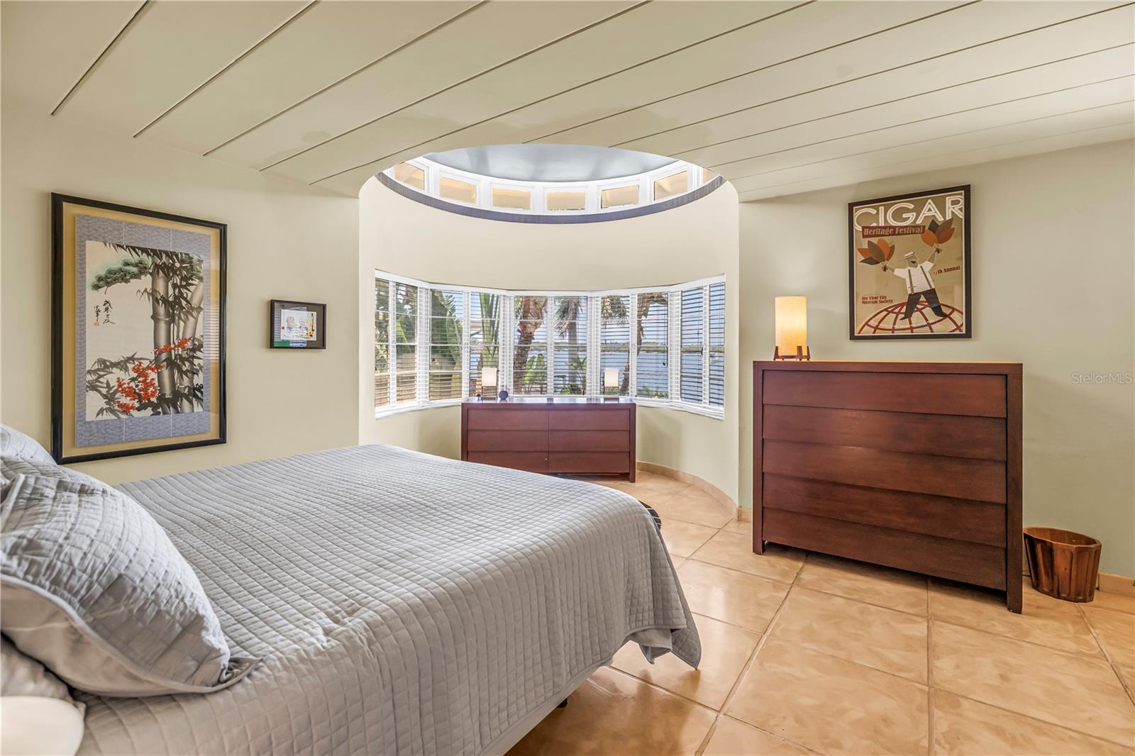 2781 BAYSIDE DR S, ST PETERSBURG, FL, 33705