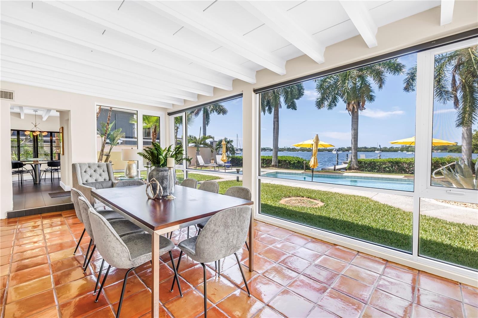 2781 BAYSIDE DR S, ST PETERSBURG, FL, 33705