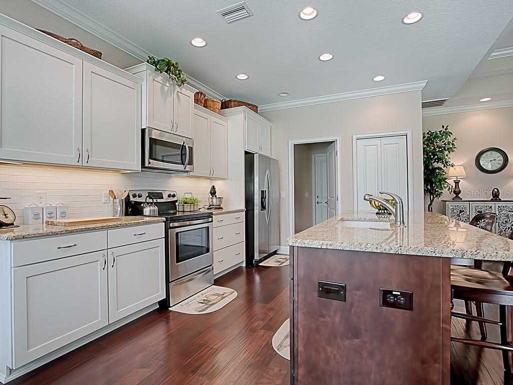 7305 SE 26TH DR, BUSHNELL, FL, 33513