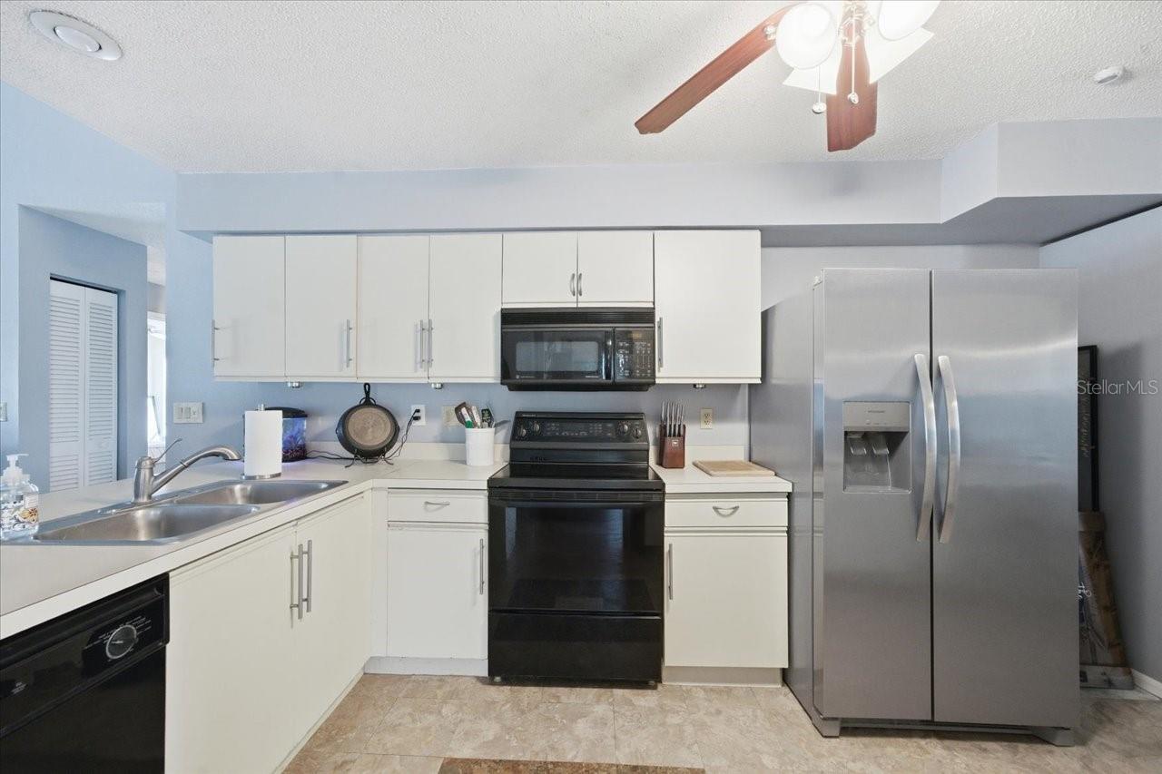 798 COUNTRYSHIRE LN, PALM HARBOR, FL, 34683