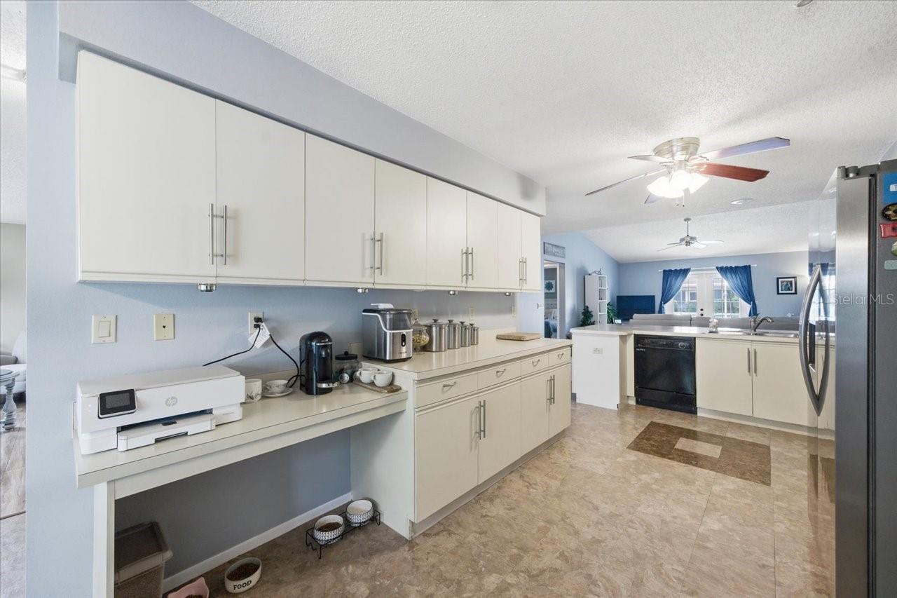 798 COUNTRYSHIRE LN, PALM HARBOR, FL, 34683