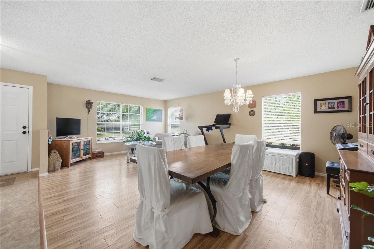 798 COUNTRYSHIRE LN, PALM HARBOR, FL, 34683