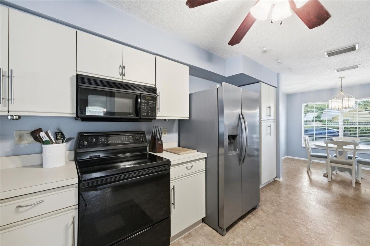 798 COUNTRYSHIRE LN, PALM HARBOR, FL, 34683