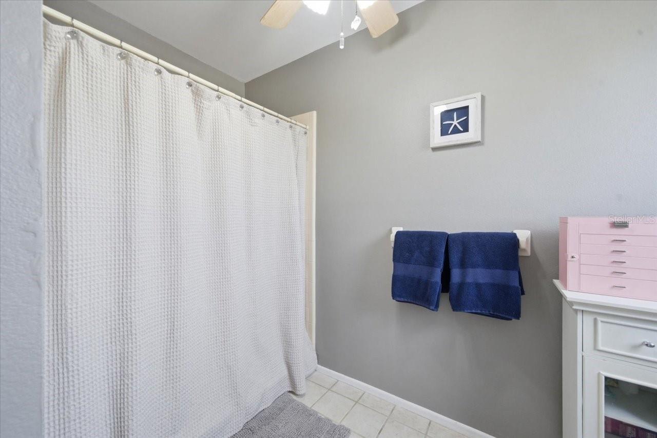 798 COUNTRYSHIRE LN, PALM HARBOR, FL, 34683