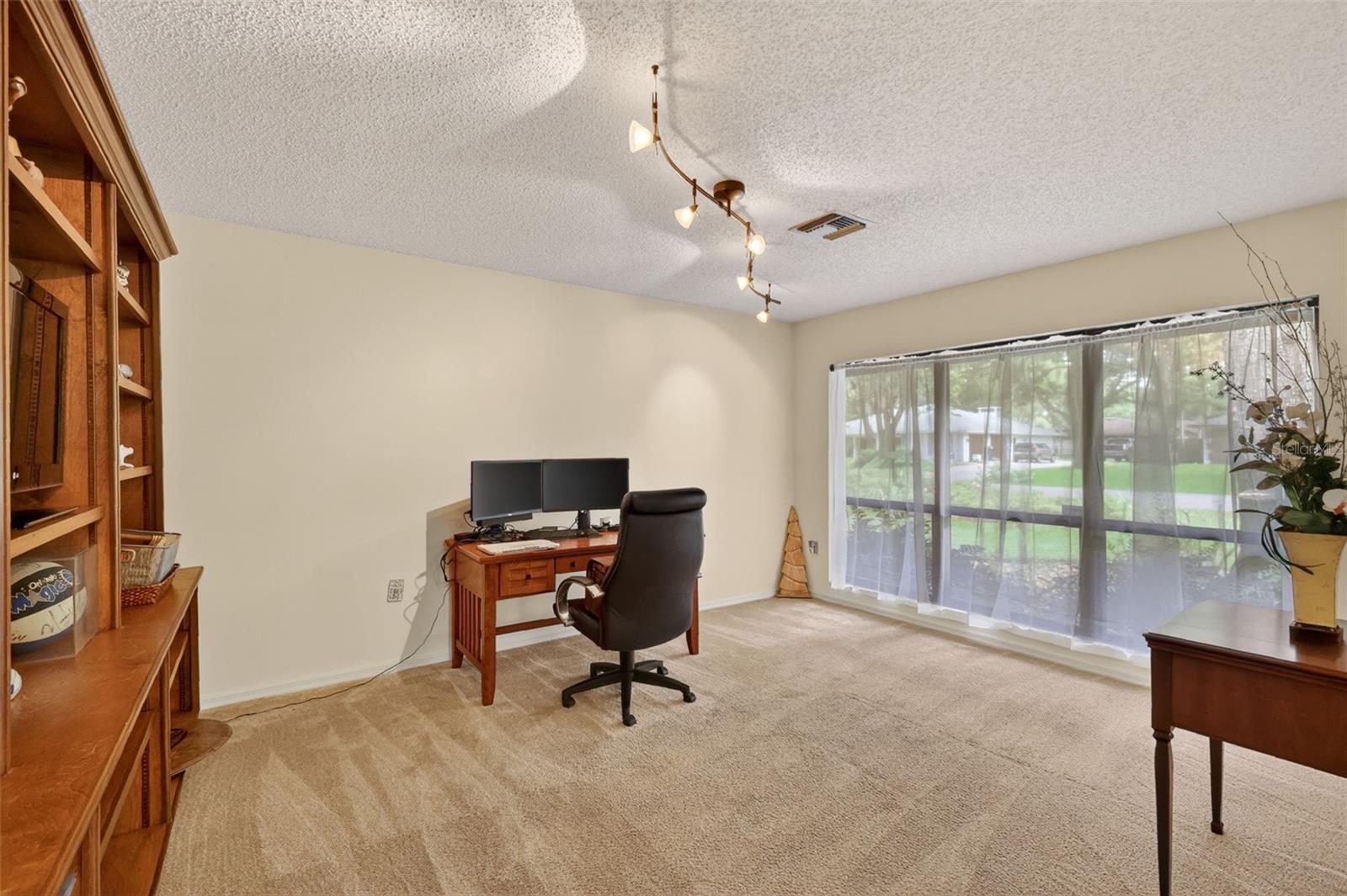 4141 LAKE FOREST ST, MOUNT DORA, FL, 32757