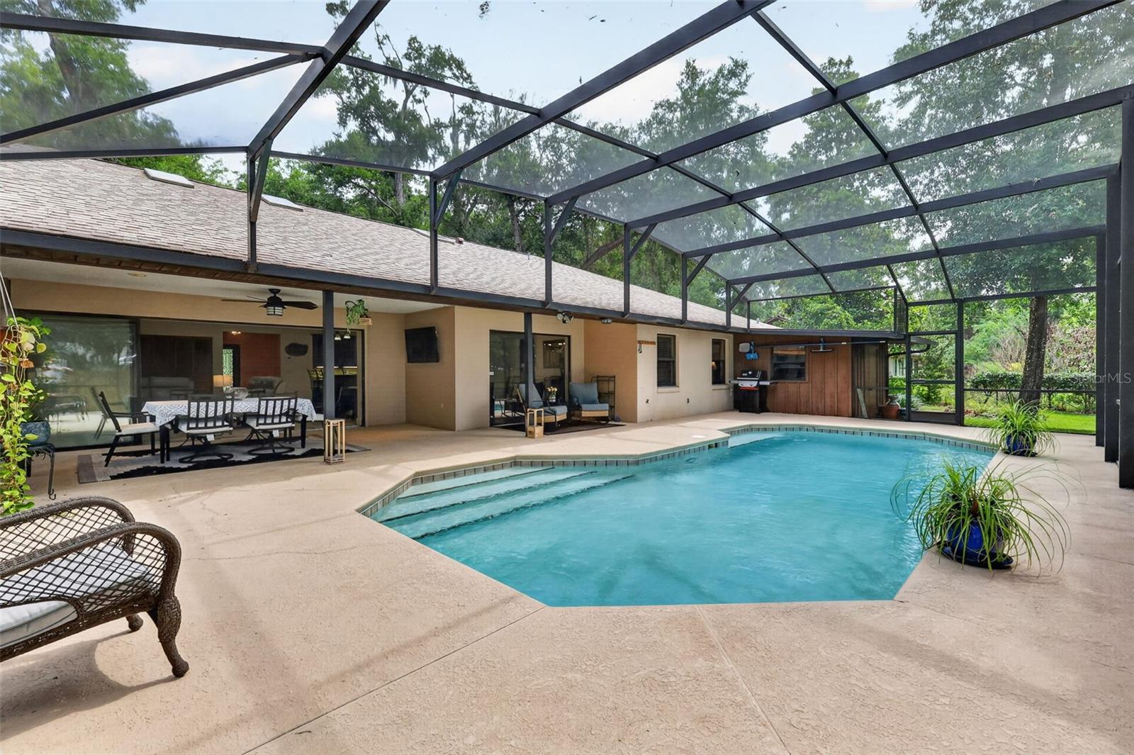 4141 LAKE FOREST ST, MOUNT DORA, FL, 32757