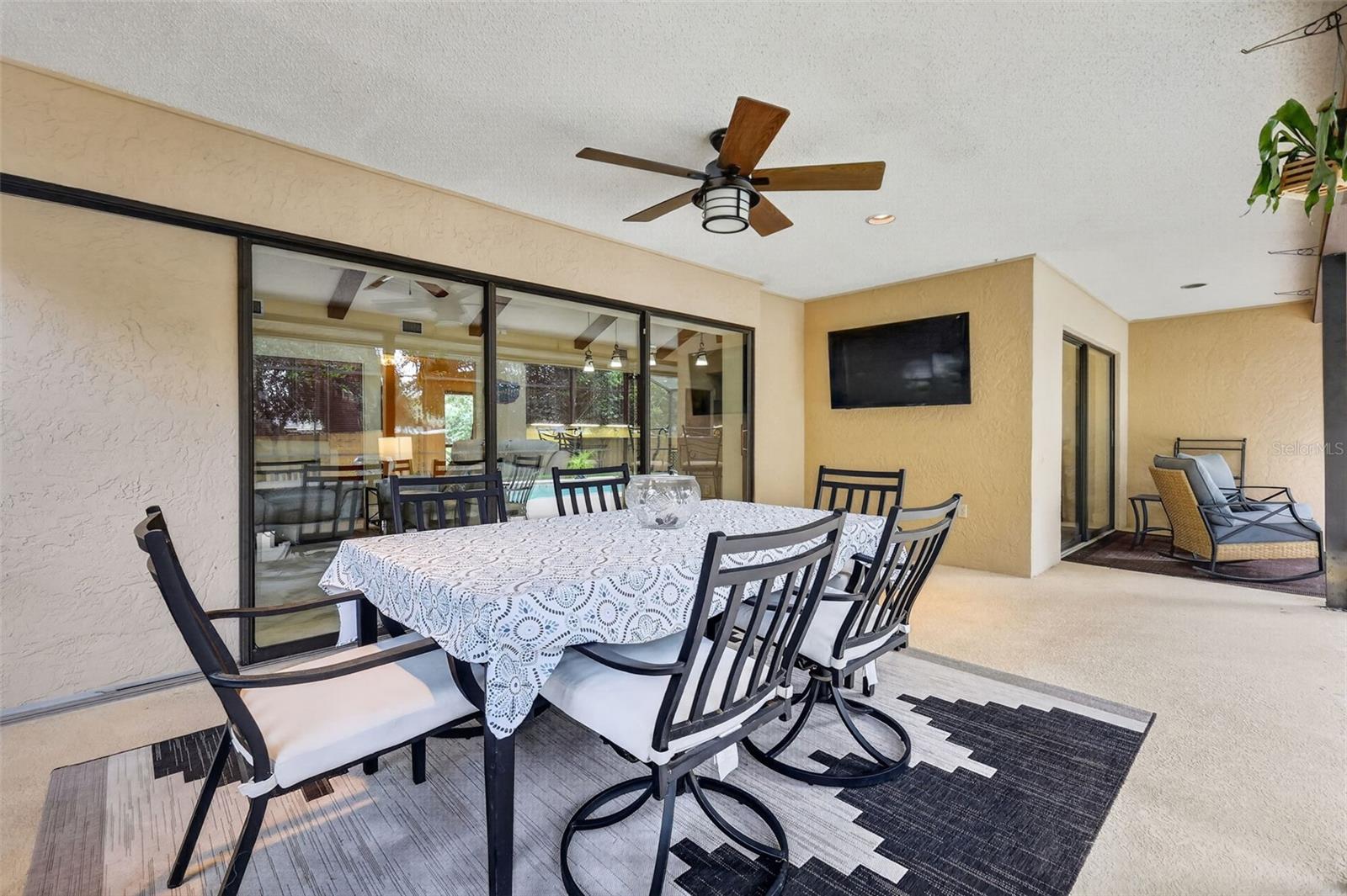 4141 LAKE FOREST ST, MOUNT DORA, FL, 32757