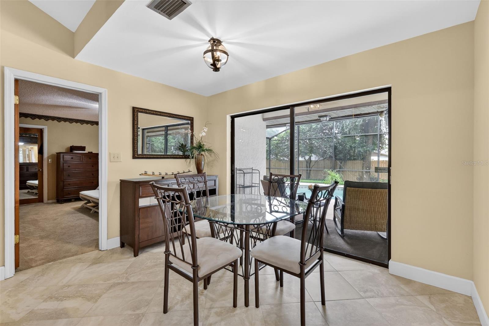 4141 LAKE FOREST ST, MOUNT DORA, FL, 32757
