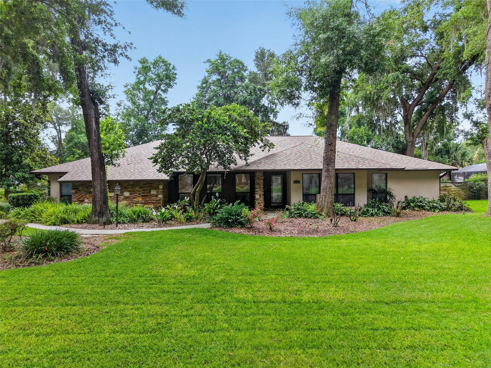 4141 LAKE FOREST ST, MOUNT DORA, FL, 32757