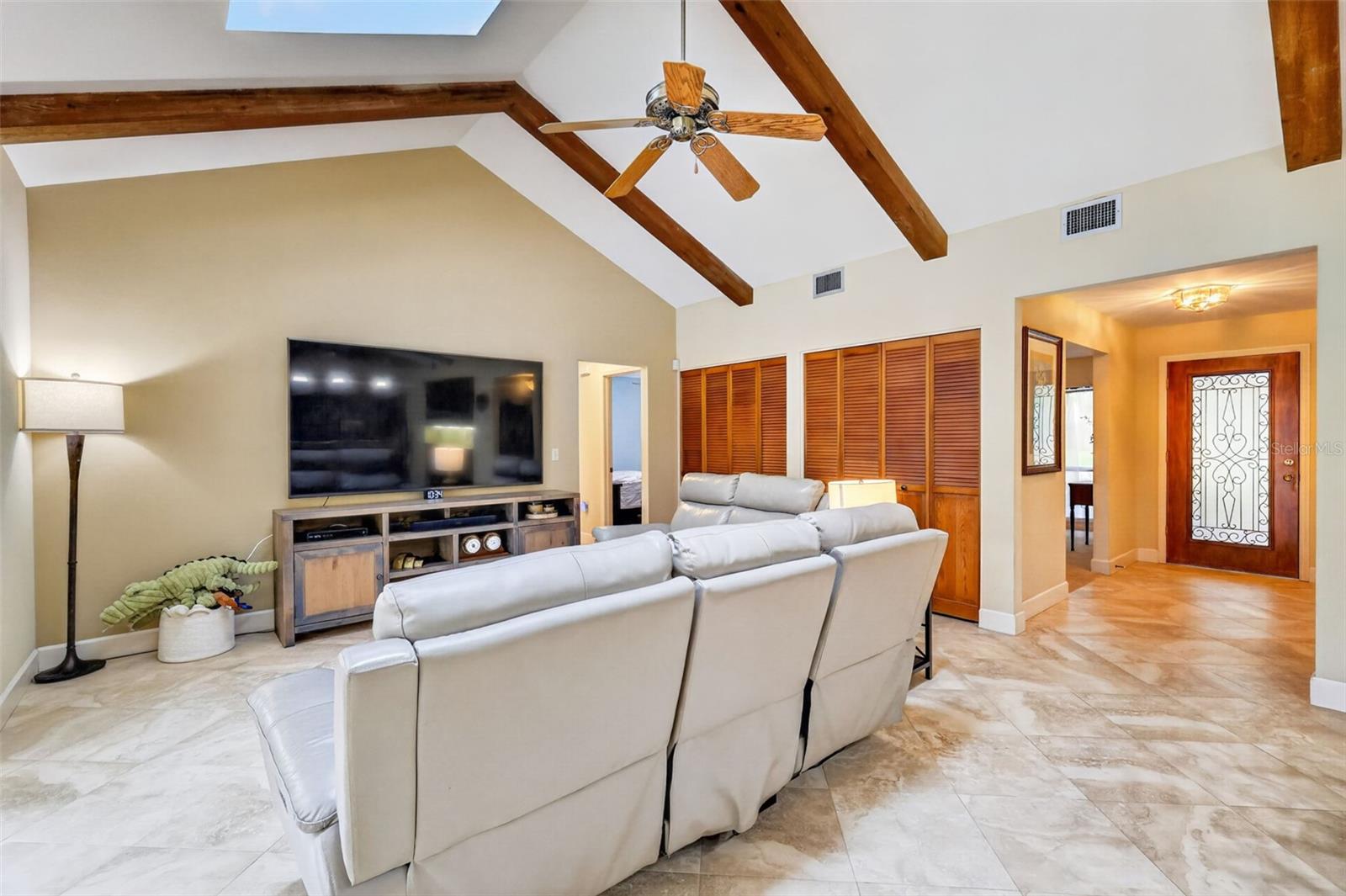 4141 LAKE FOREST ST, MOUNT DORA, FL, 32757