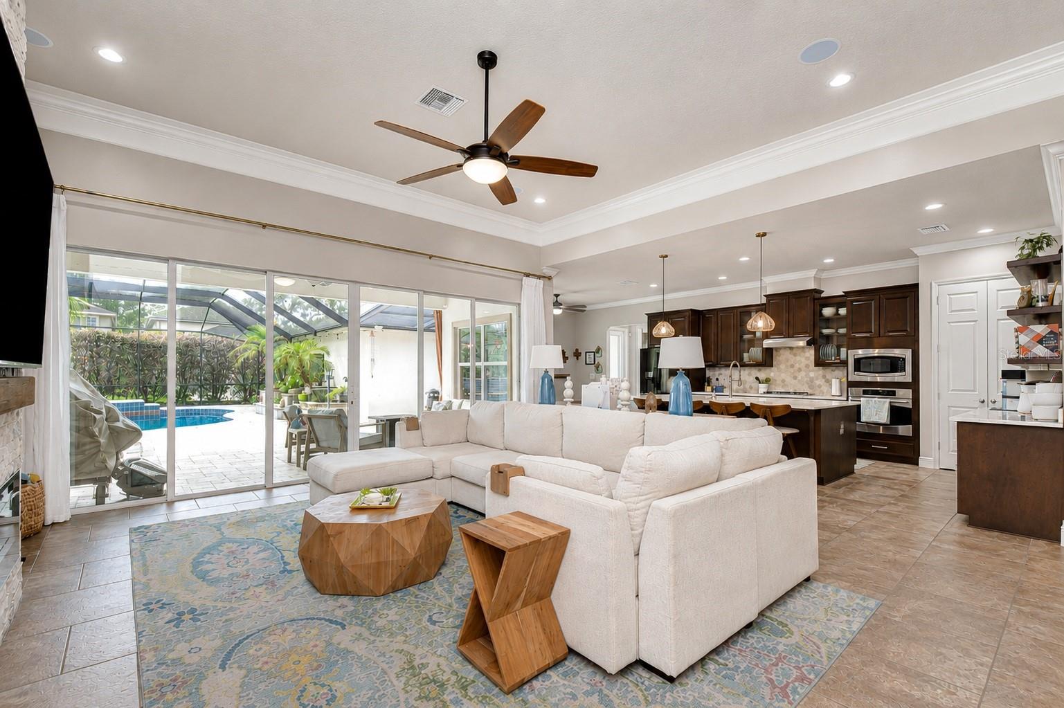 5907 CHURCHSIDE DR, LITHIA, FL, 33547