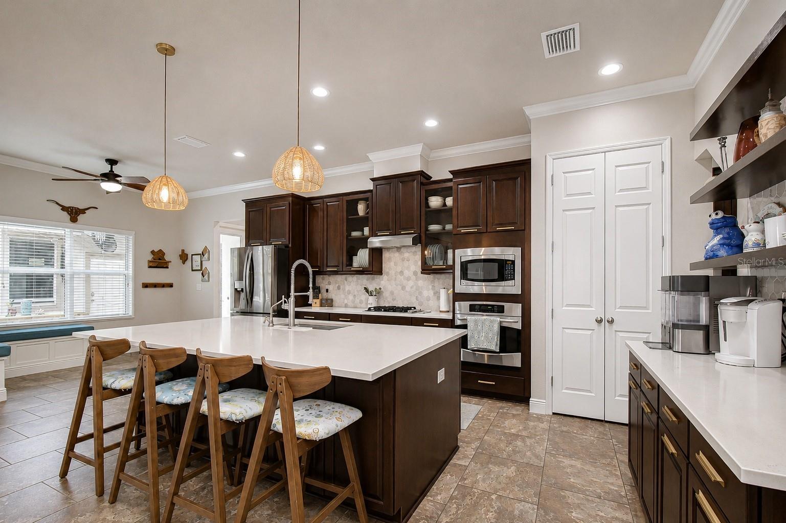 5907 CHURCHSIDE DR, LITHIA, FL, 33547