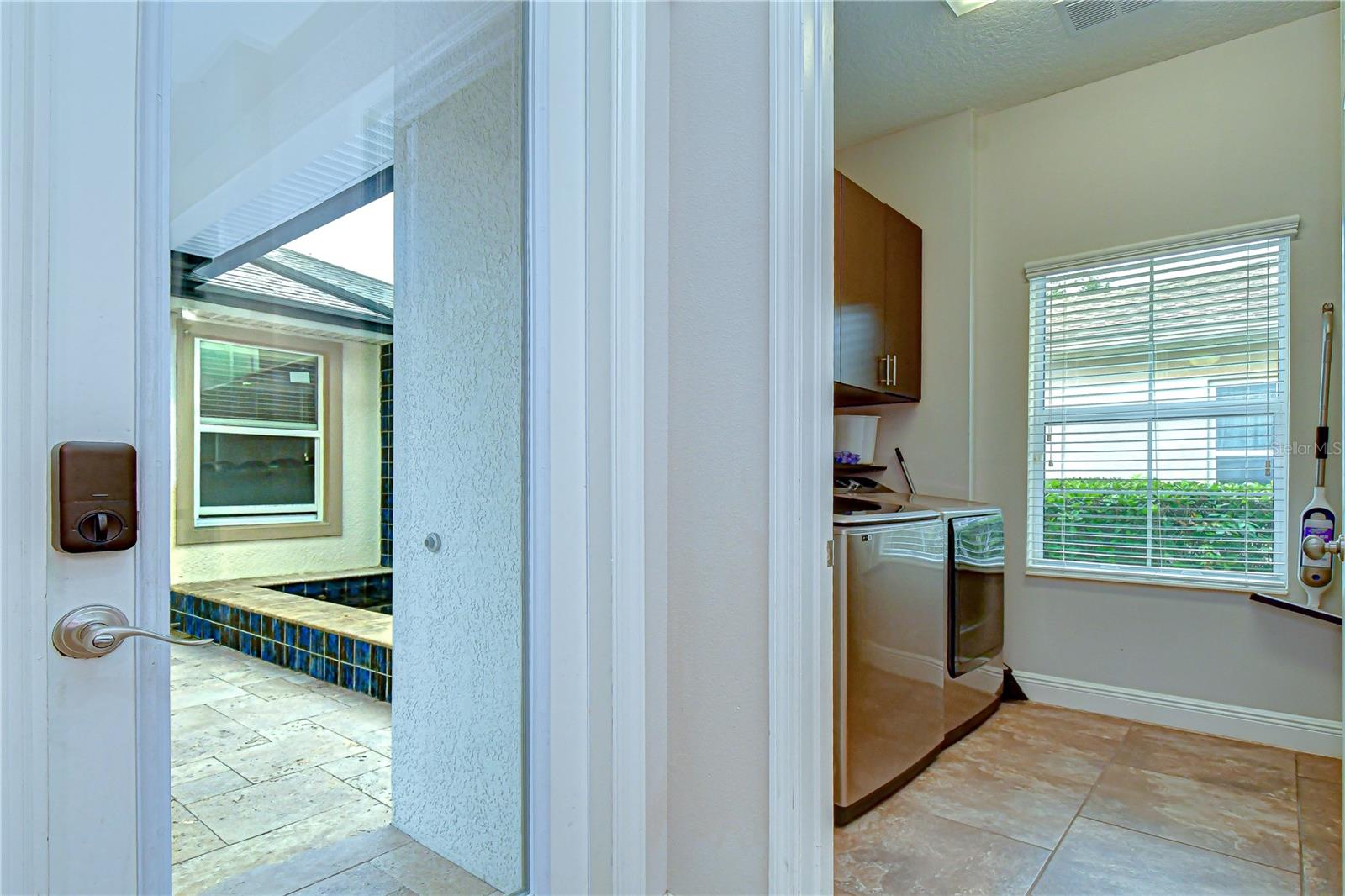 5907 CHURCHSIDE DR, LITHIA, FL, 33547
