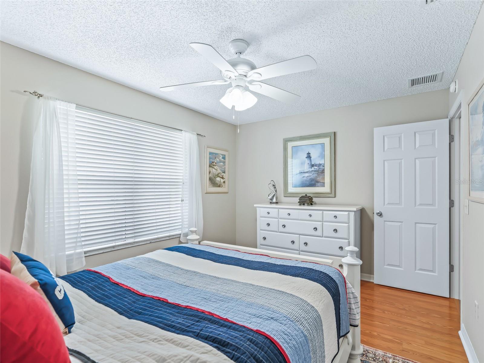 2369 FIVE FORKS TRL, THE VILLAGES, FL, 32162