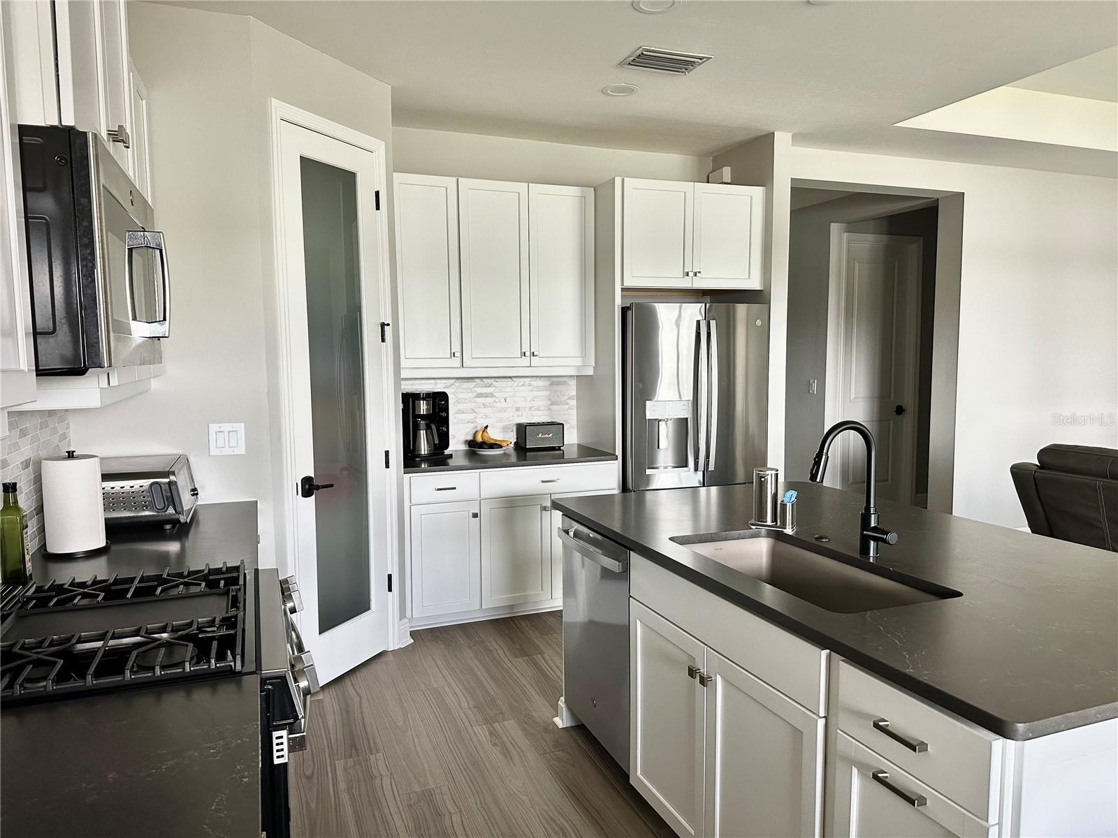 4191 PEGASUS WAY, NAPLES, FL, 34120