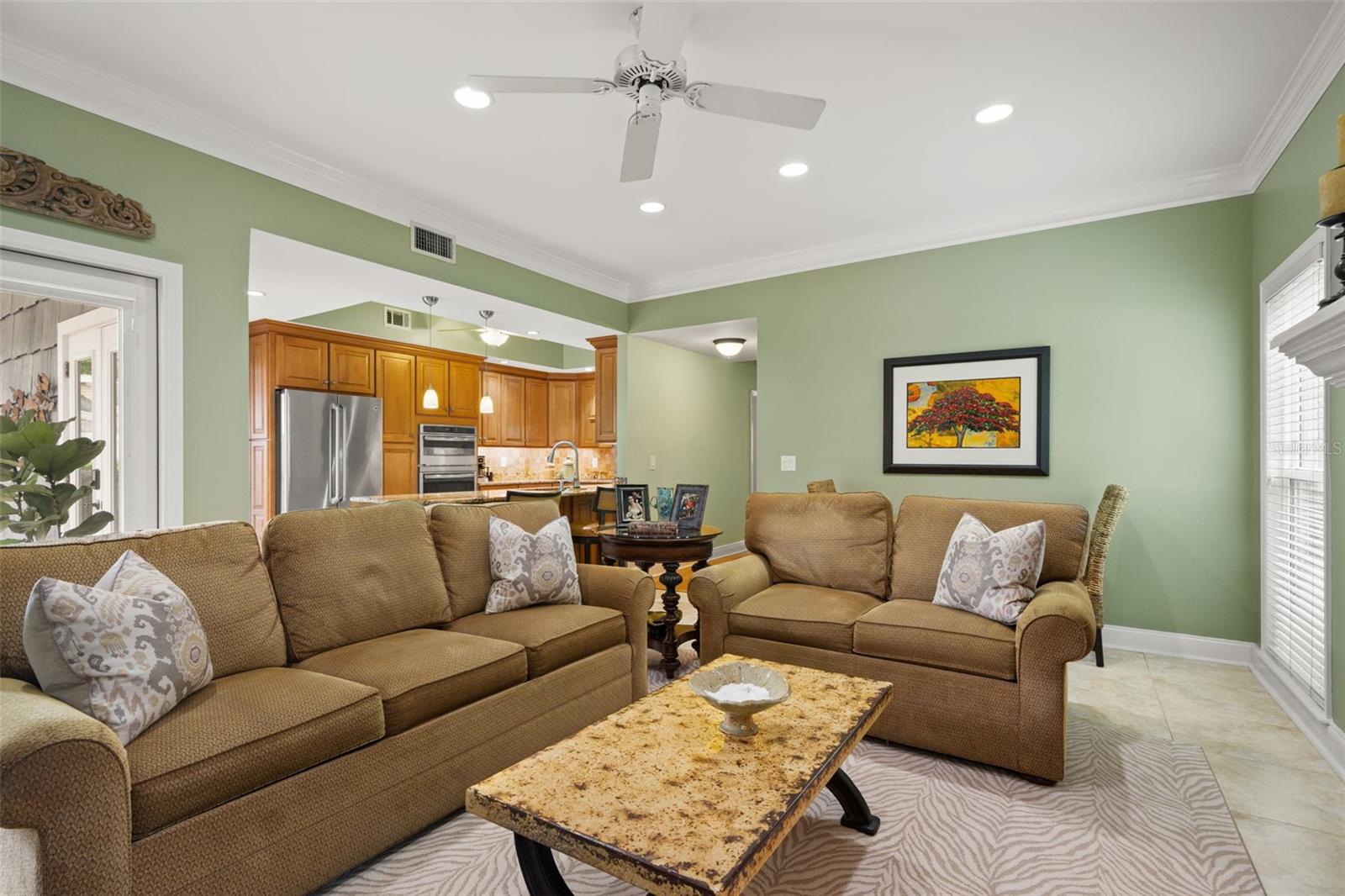 3233 W PARKLAND BLVD, TAMPA, FL, 33609
