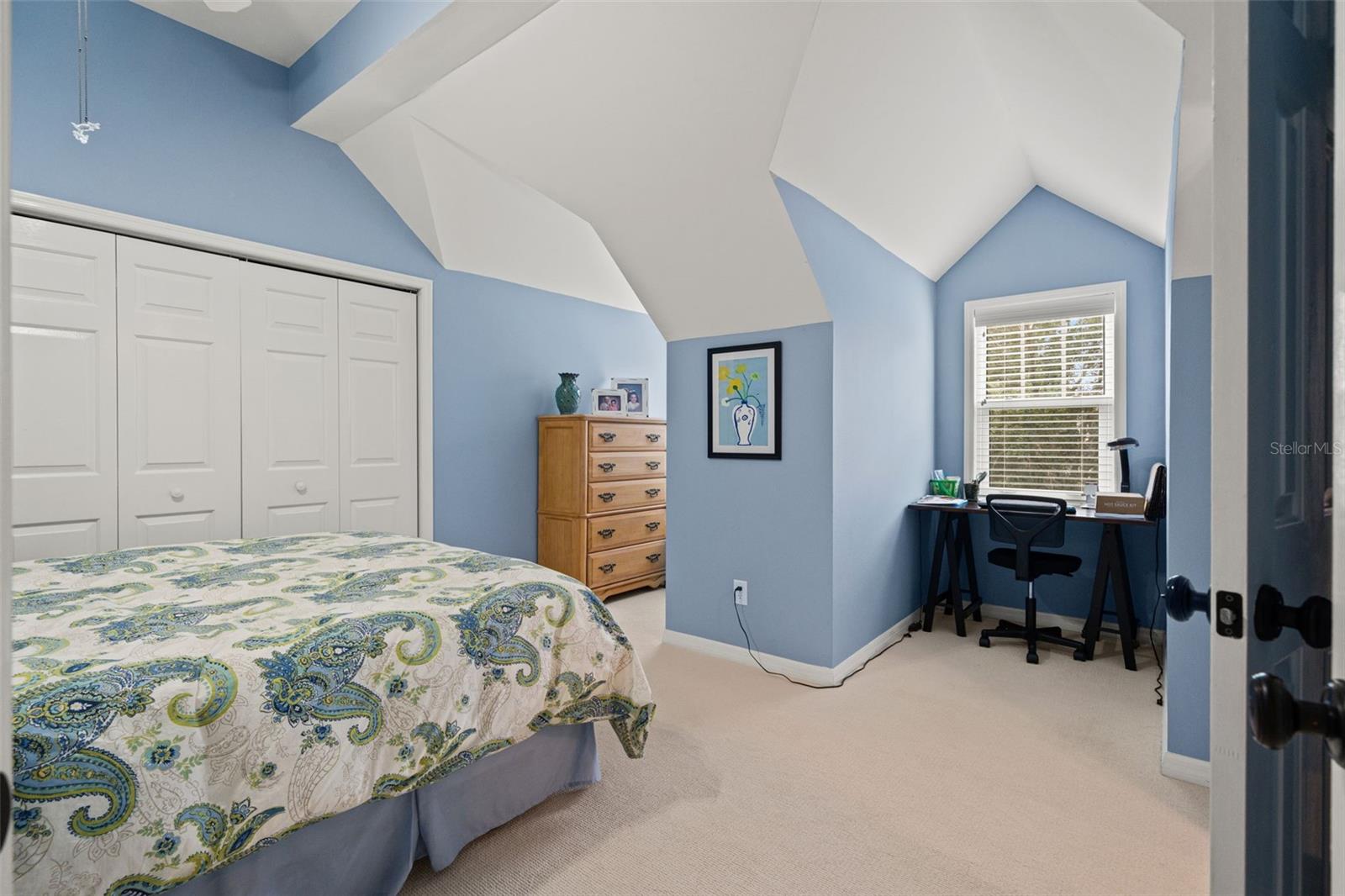 3233 W PARKLAND BLVD, TAMPA, FL, 33609