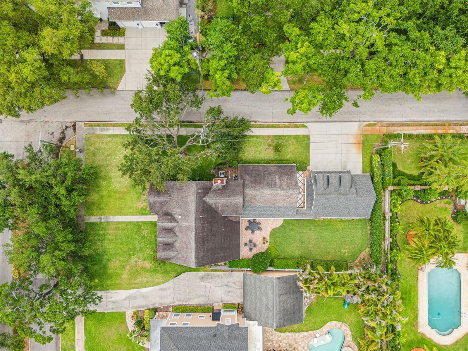 3233 W PARKLAND BLVD, TAMPA, FL, 33609