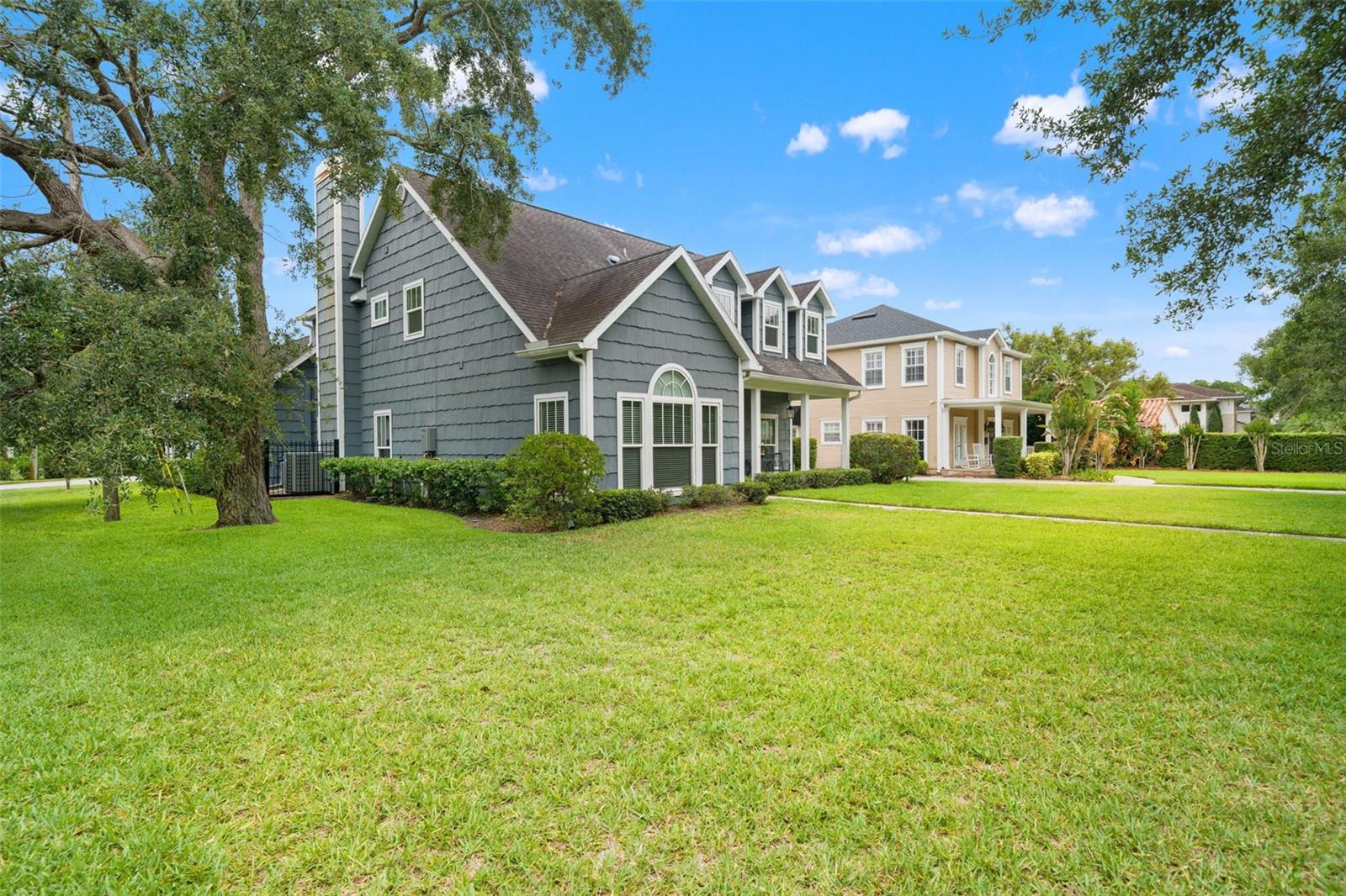 3233 W PARKLAND BLVD, TAMPA, FL, 33609