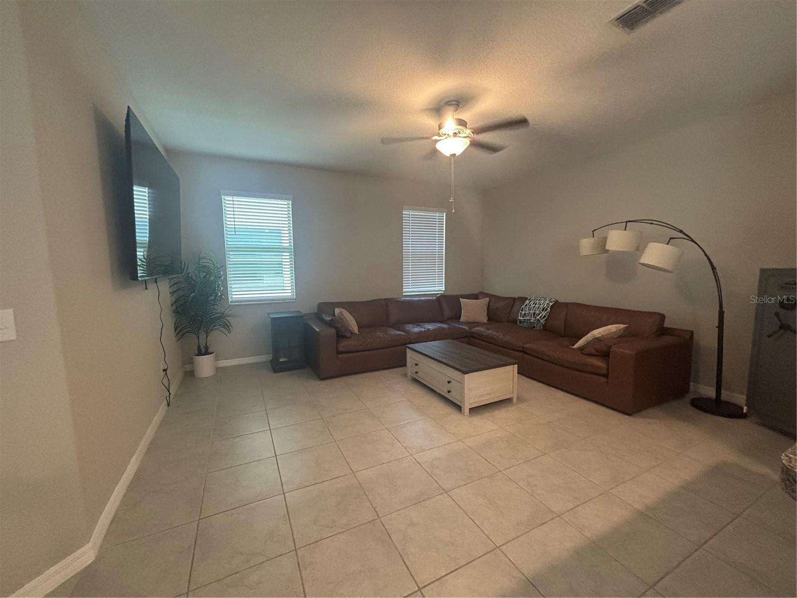9601 FLOURISH DR, LAND O LAKES, FL, 34637
