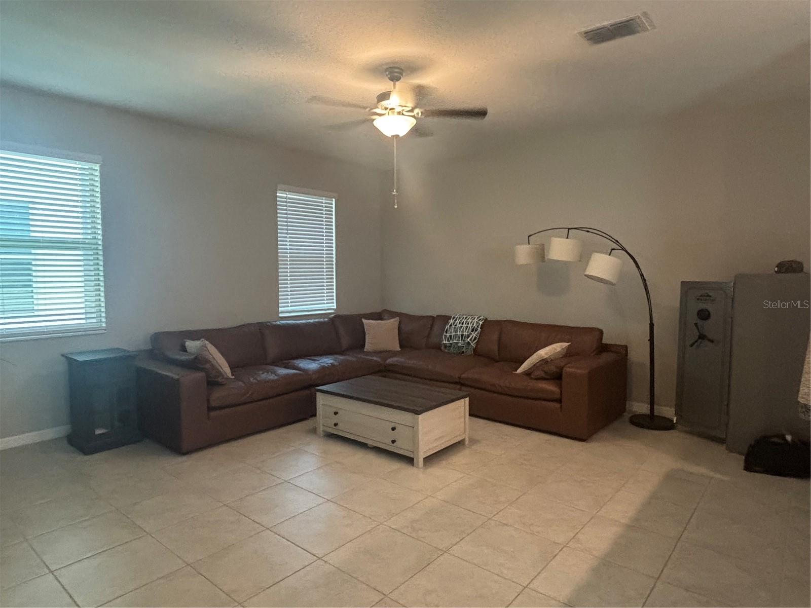 9601 FLOURISH DR, LAND O LAKES, FL, 34637
