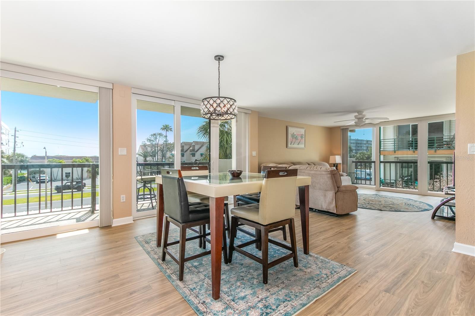 400 ISLAND WAY #212, CLEARWATER BEACH, FL, 33767
